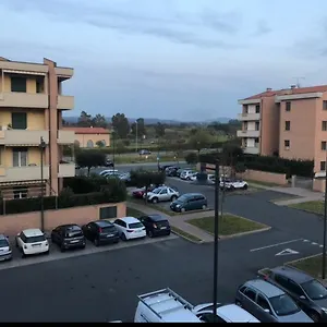 Accogliente E Spazioso A Appartamento Cecina (Livorno)